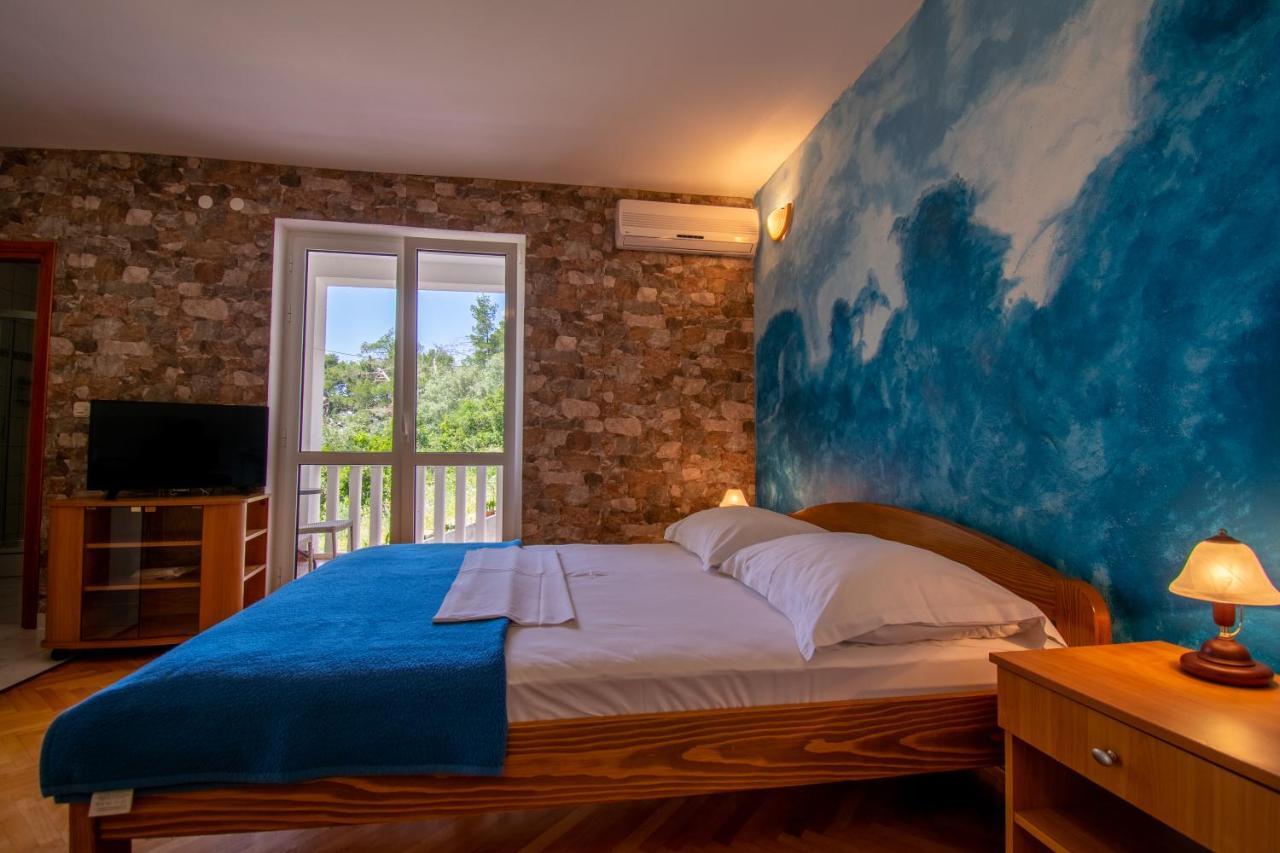 Apartmani Petracie Drvenik  Exteriör bild